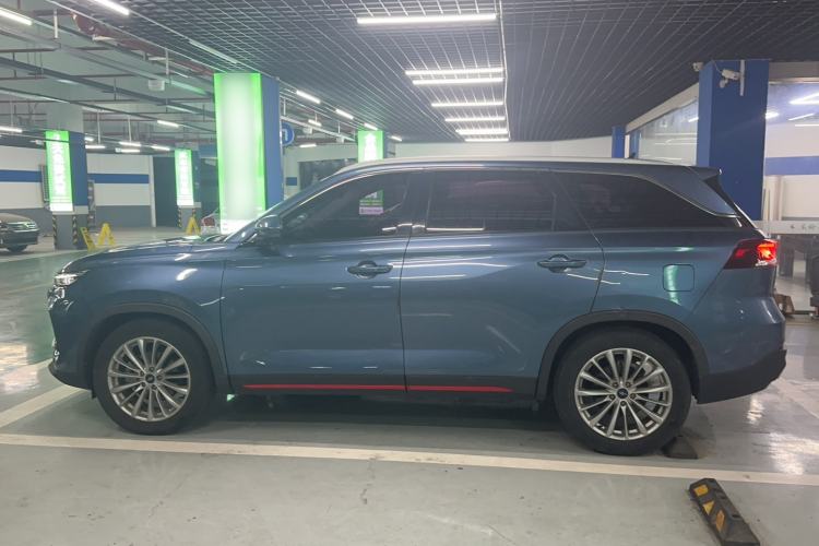 Used CHANGAN OSHAN X7 PLUS 2022 1.5T Blue Whale Edition Automatic ZhiZun Model Exterior 5