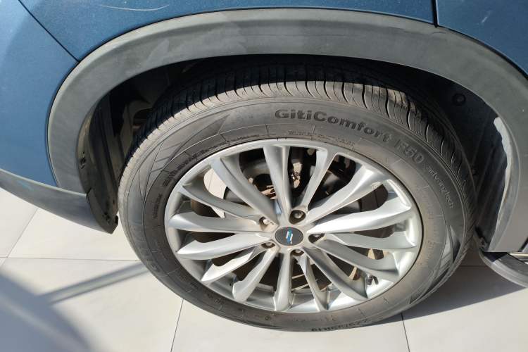 Used CHANGAN OSHAN X7 PLUS 2022 1.5T Blue Whale Edition Automatic Prestige Version Exterior 5