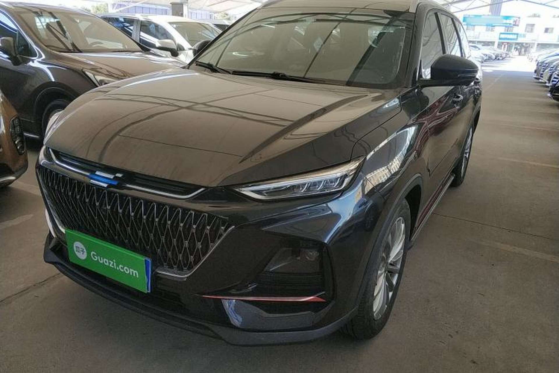 Used CHANGAN OSHAN X7 PLUS 2022 1.5T Blue Whale Edition Automatic Prestige Version Front Left 45 Deg