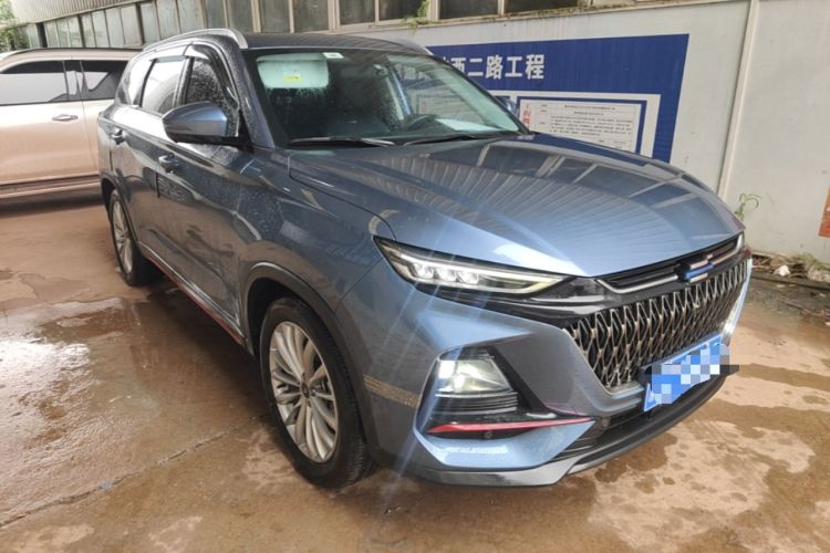 Used CHANGAN OSHAN X7 PLUS 2022 1.5T Blue Whale Edition Automatic Geeker Navigation Model Front Right 45 Deg