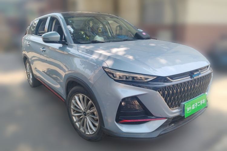 Used CHANGAN OSHAN X7 PLUS 2022 1.5T Blue Whale Edition Automatic Luxury Trim Front Right 45 Deg