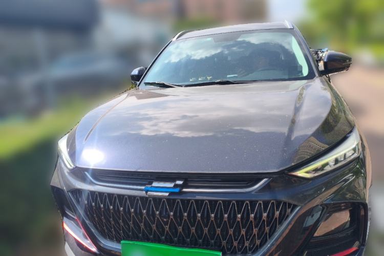 Used CHANGAN OSHAN X7 PLUS 2022 1.5T Blue Whale Edition Automatic ZhiZun Model Front