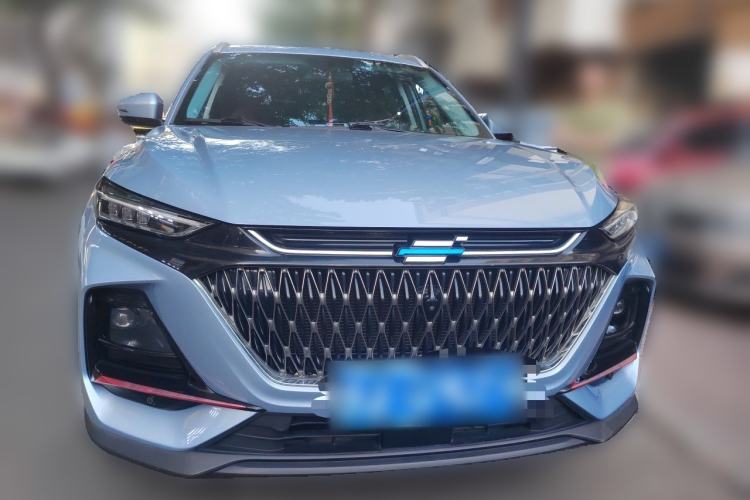 Used CHANGAN OSHAN X7 PLUS 2022 1.5T Blue Whale Edition Automatic ZhiZun Model Front