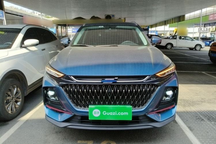 Used CHANGAN OSHAN X7 PLUS 2022 1.5T Blue Whale Edition Automatic Geeker Navigation Model Front