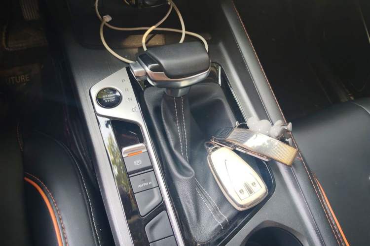 Used CHANGAN OSHAN X7 PLUS 2022 1.5T Blue Whale Edition Automatic Luxury Trim Gear Lever