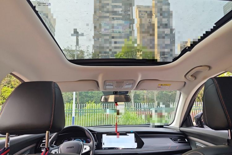 Used CHANGAN OSHAN X7 PLUS 2022 1.5T Blue Whale Edition Automatic ZhiZun Model Headliner