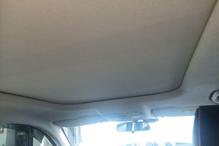 Used CHANGAN OSHAN X7 PLUS 2022 1.5T Blue Whale Edition Automatic Geeker Navigation Model Headliner