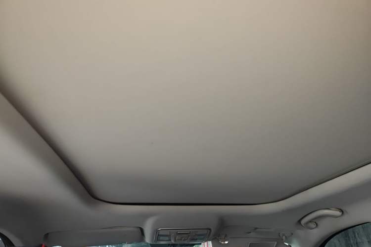 Used CHANGAN OSHAN X7 PLUS 2022 1.5T Blue Whale Edition Automatic Prestige Version Headliner