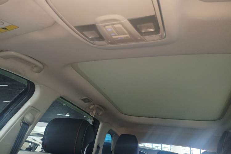Used CHANGAN OSHAN X7 PLUS 2022 1.5T Manual Luxury Version Headliner