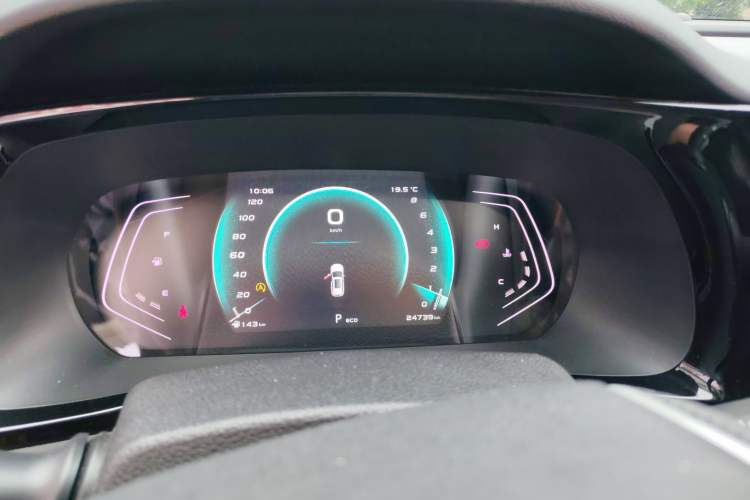 Used CHANGAN OSHAN X7 PLUS 2022 1.5T Blue Whale Edition Automatic Prestige Version Instrument Cluster