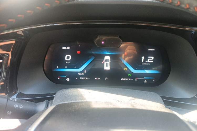 Used CHANGAN OSHAN X7 PLUS 2022 1.5T Blue Whale Edition Automatic Geeker Navigation Model Instrument Cluster