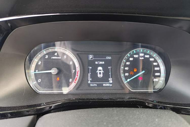 Used CHANGAN OSHAN X7 PLUS 2022 1.5T Blue Whale Edition Automatic Luxury Trim Instrument Cluster