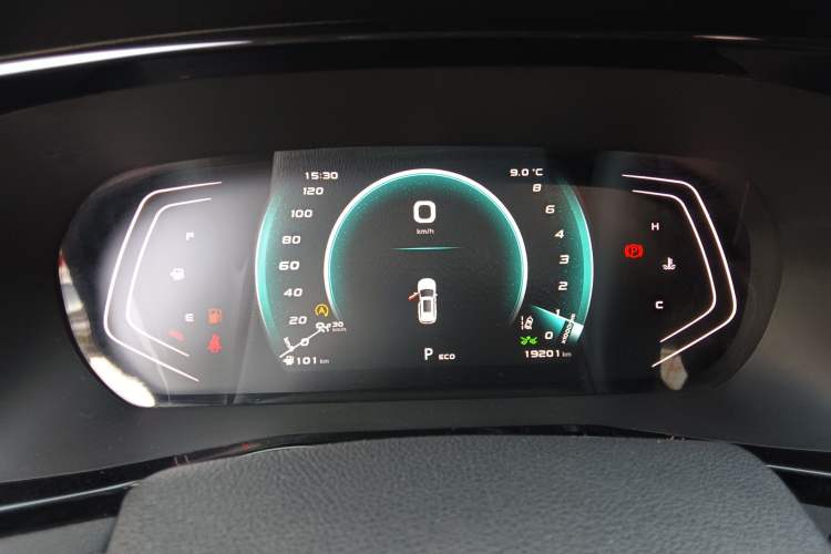 Used CHANGAN OSHAN X7 PLUS 2022 1.5T Blue Whale Edition Automatic ZhiZun Model Instrument Cluster