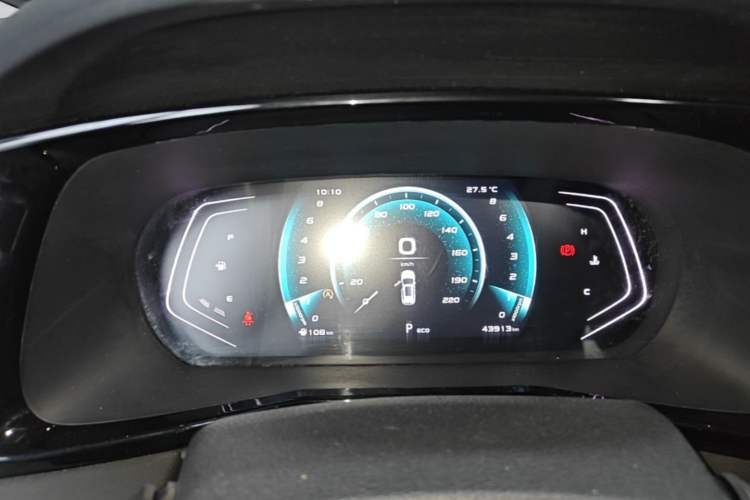 Used CHANGAN OSHAN X7 PLUS 2022 1.5T Blue Whale Edition Automatic Prestige Version Instrument Cluster