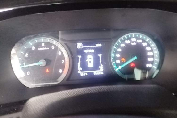 Used CHANGAN OSHAN X7 PLUS 2022 1.5T Blue Whale Edition Automatic Luxury Trim Instrument Cluster