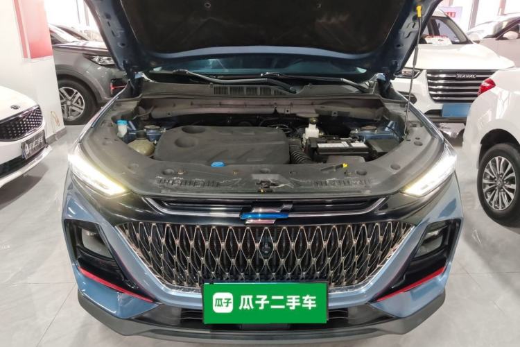 Used CHANGAN OSHAN X7 PLUS 2022 1.5T Blue Whale Edition Automatic Prestige Version Interior 10
