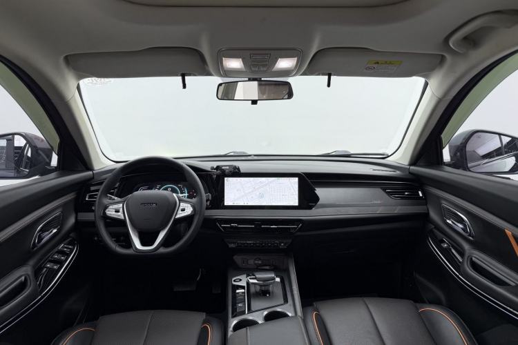 Used CHANGAN OSHAN X7 PLUS 2022 1.5T Blue Whale Edition Automatic ZhiZun Model Interior 2