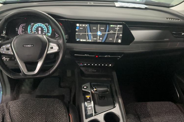 Used CHANGAN OSHAN X7 PLUS 2022 1.5T Blue Whale Edition Automatic ZhiZun Model Interior 3