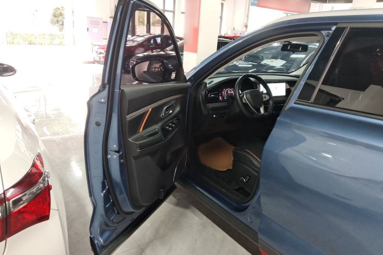 Used CHANGAN OSHAN X7 PLUS 2022 1.5T Blue Whale Edition Automatic Prestige Version Interior 6