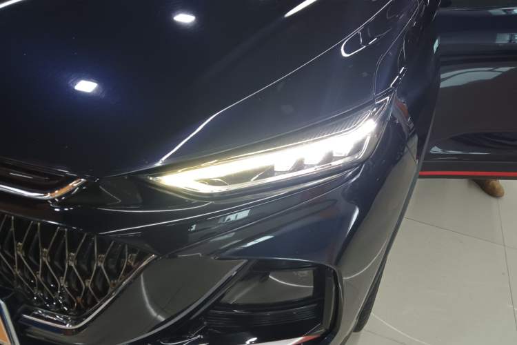 Used CHANGAN OSHAN X7 PLUS 2022 1.5T Blue Whale Edition Automatic ZhiZun Model Left Front Headlight