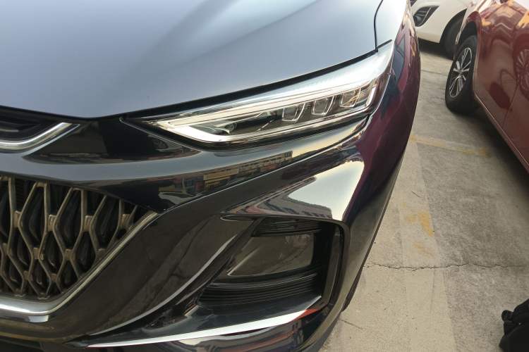 Used CHANGAN OSHAN X7 PLUS 2022 1.5T Blue Whale Edition Automatic ZhiZun Model Left Front Headlight