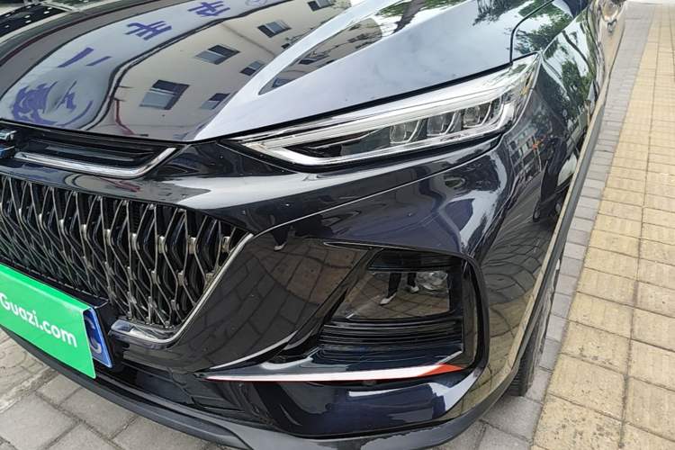 Used CHANGAN OSHAN X7 PLUS 2022 1.5T Blue Whale Edition Automatic ZhiZun Model Left Front Headlight