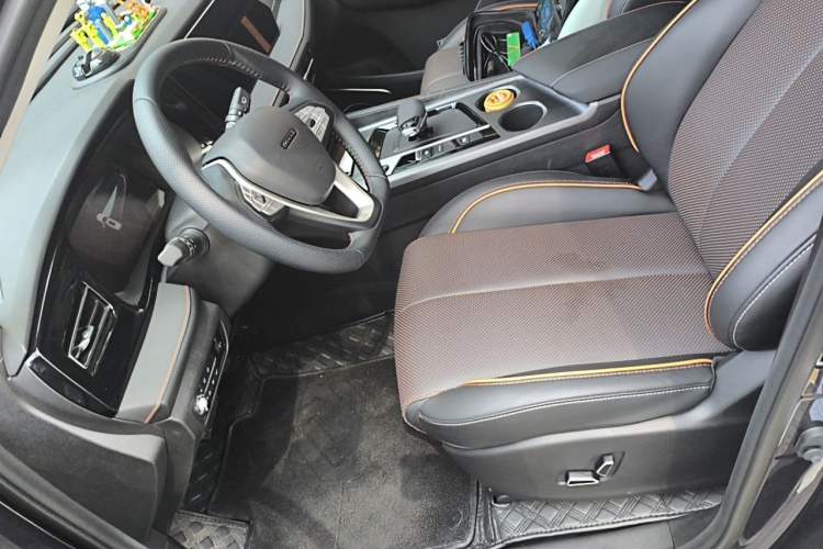 Used CHANGAN OSHAN X7 PLUS 2022 1.5T Blue Whale Edition Automatic ZhiZun Model Left Front Seat