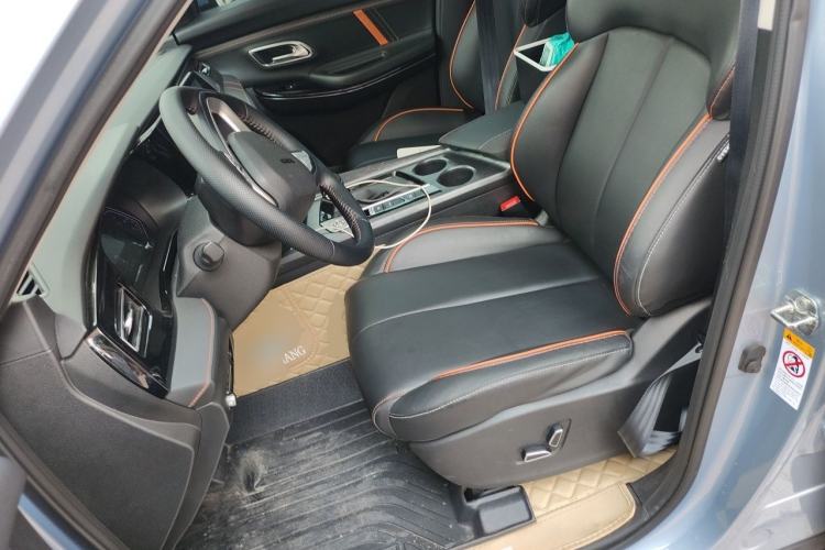 Used CHANGAN OSHAN X7 PLUS 2022 1.5T Blue Whale Edition Automatic Prestige Version Left Front Seat