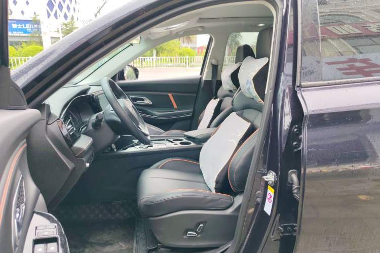 Used CHANGAN OSHAN X7 PLUS 2022 1.5T Blue Whale Edition Automatic Prestige Version Left Front Seat