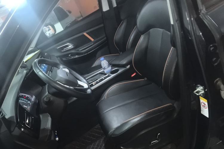 Used CHANGAN OSHAN X7 PLUS 2022 1.5T Blue Whale Edition Automatic Prestige Version Left Front Seat