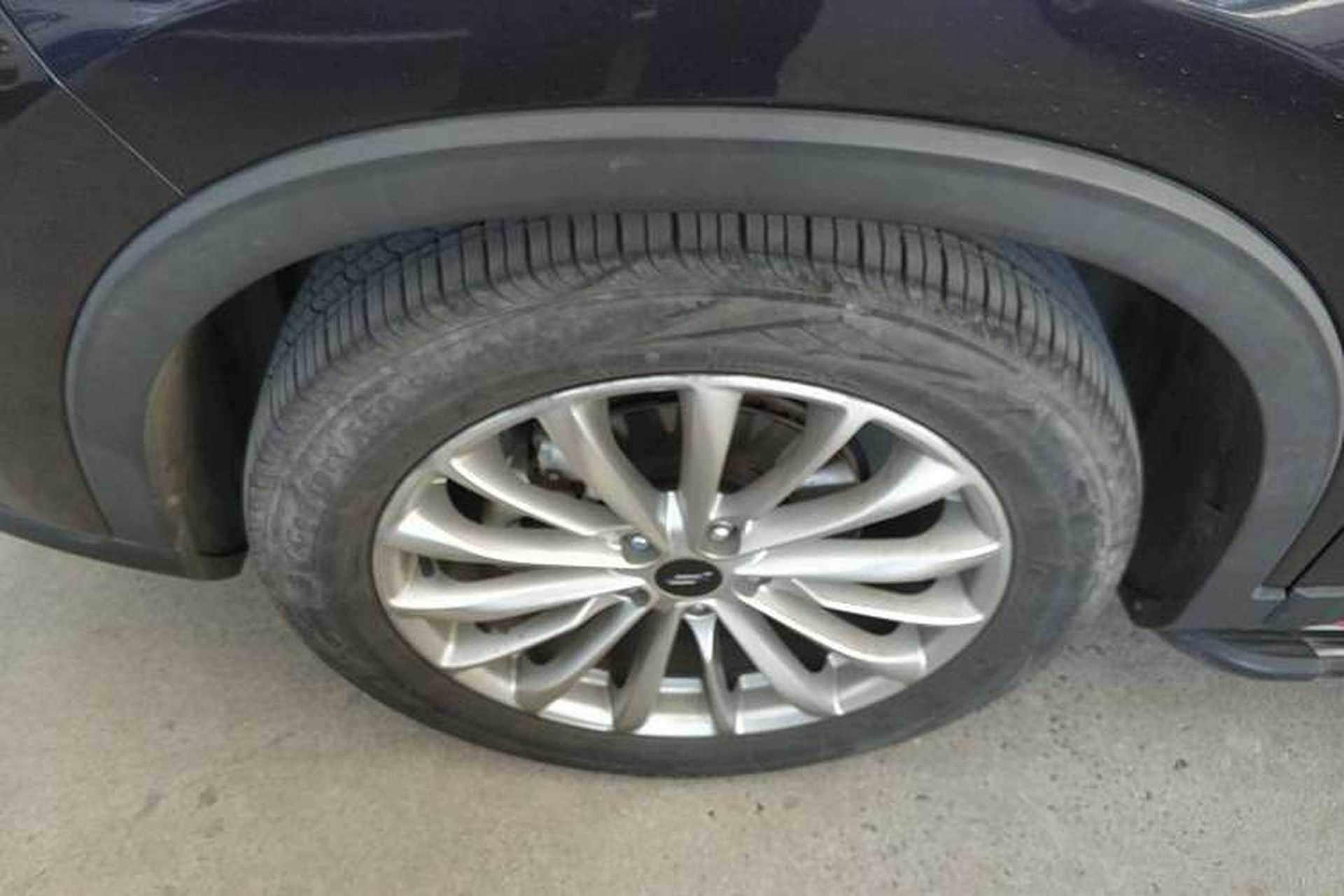 Used CHANGAN OSHAN X7 PLUS 2022 1.5T Blue Whale Edition Automatic Prestige Version Left Front Wheel Hub