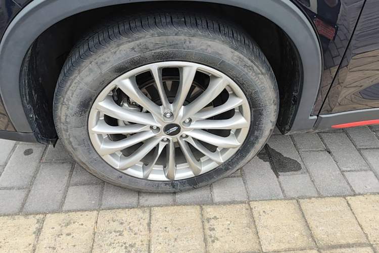 Used CHANGAN OSHAN X7 PLUS 2022 1.5T Blue Whale Edition Automatic ZhiZun Model Left Front Wheel Hub