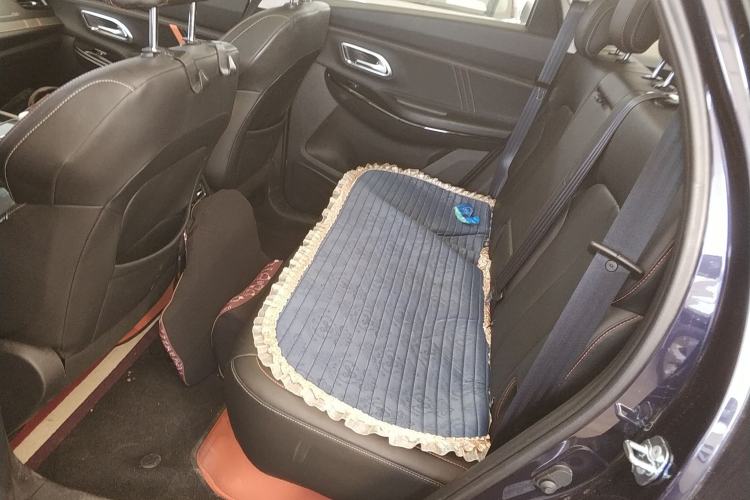 Used CHANGAN OSHAN X7 PLUS 2022 1.5T Blue Whale Edition Automatic Prestige Version Left Rear Seat