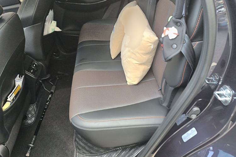 Used CHANGAN OSHAN X7 PLUS 2022 1.5T Blue Whale Edition Automatic ZhiZun Model Left Rear Seat