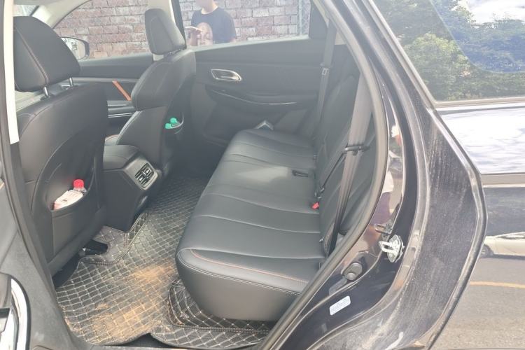 Used CHANGAN OSHAN X7 PLUS 2022 1.5T Blue Whale Edition Automatic Prestige Version Left Rear Seat