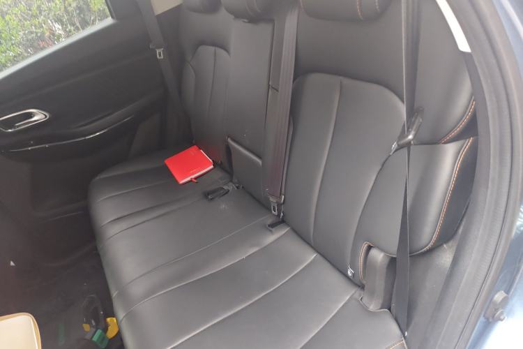 Used CHANGAN OSHAN X7 PLUS 2022 1.5T Blue Whale Edition Automatic Prestige Version Left Rear Seat
