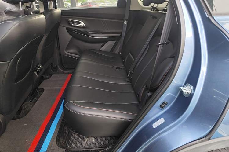 Used CHANGAN OSHAN X7 PLUS 2022 1.5T Blue Whale Edition Automatic Luxury Trim Left Rear Seat