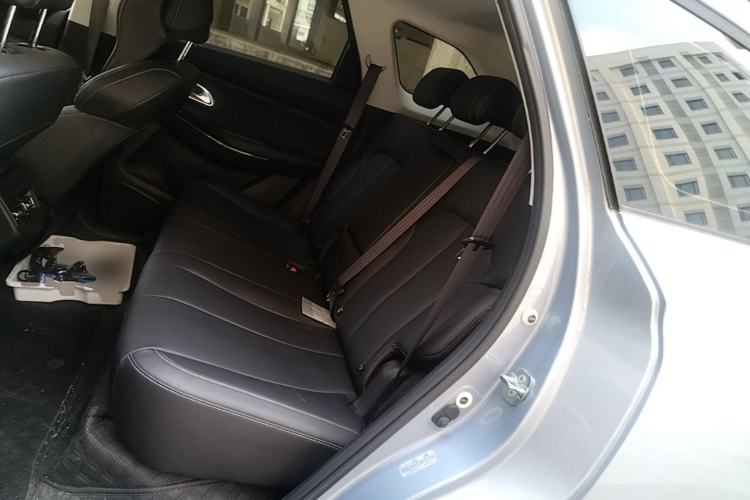 Used CHANGAN OSHAN X7 PLUS 2022 1.5T Blue Whale Edition Automatic Prestige Version Left Rear Seat