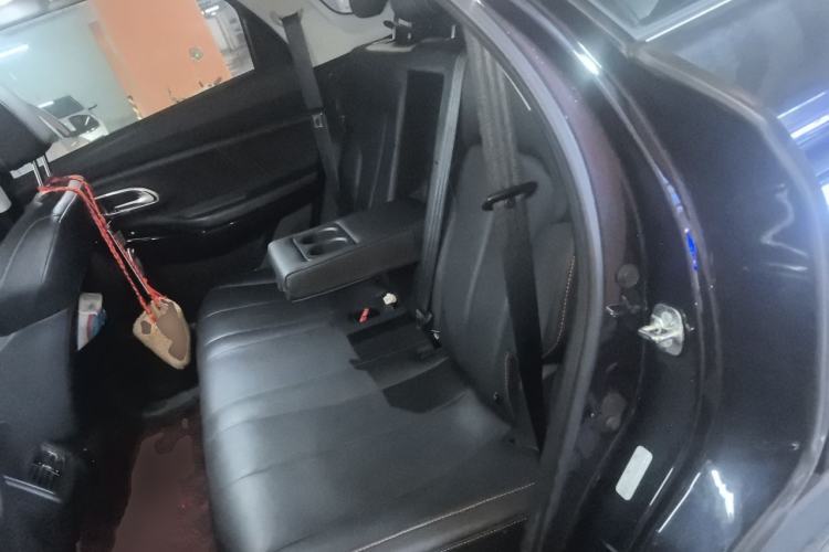 Used CHANGAN OSHAN X7 PLUS 2022 1.5T Blue Whale Edition Automatic Prestige Version Left Rear Seat