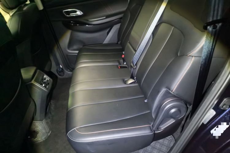 Used CHANGAN OSHAN X7 PLUS 2022 1.5T Blue Whale Edition Automatic Prestige 7-Seater Left Rear Seat