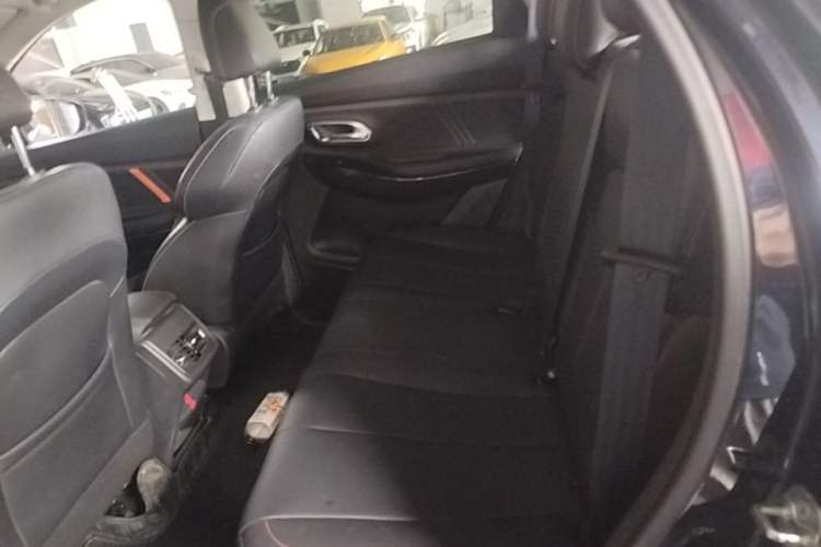 Used CHANGAN OSHAN X7 PLUS 2022 1.5T Blue Whale Edition Automatic Luxury Trim Left Rear Seat