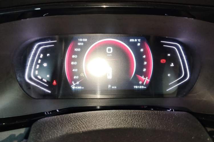 Used CHANGAN OSHAN X7 PLUS 2022 1.5T Blue Whale Edition Automatic Prestige Version Odometer Close Up