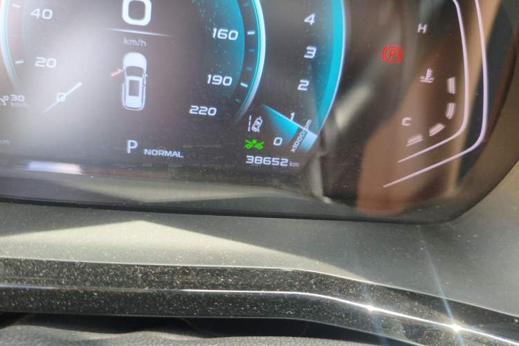 Used CHANGAN OSHAN X7 PLUS 2022 1.5T Blue Whale Edition Automatic ZhiZun Model Odometer Close Up