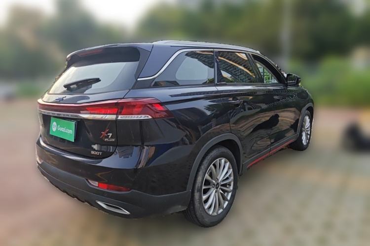 Used CHANGAN OSHAN X7 PLUS 2022 1.5T Blue Whale Edition Automatic ZhiZun Model Rear Right 45 Deg