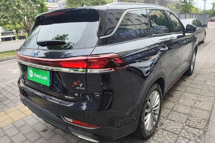 Used CHANGAN OSHAN X7 PLUS 2022 1.5T Blue Whale Edition Automatic ZhiZun Model Rear Right 45 Deg