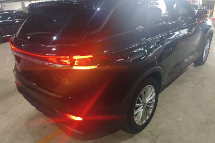 Used CHANGAN OSHAN X7 PLUS 2022 1.5T Manual Luxury Version Rear Right 45 Deg