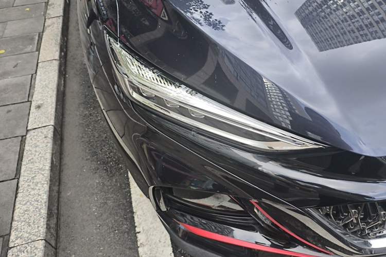 Used CHANGAN OSHAN X7 PLUS 2022 1.5T Blue Whale Edition Automatic ZhiZun Model Right Front Headlight