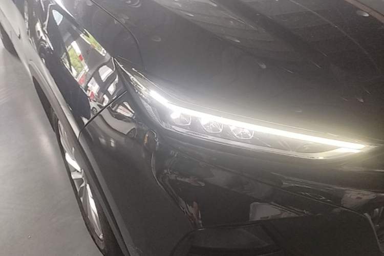 Used CHANGAN OSHAN X7 PLUS 2022 1.5T Blue Whale Edition Automatic Luxury Trim Right Front Headlight