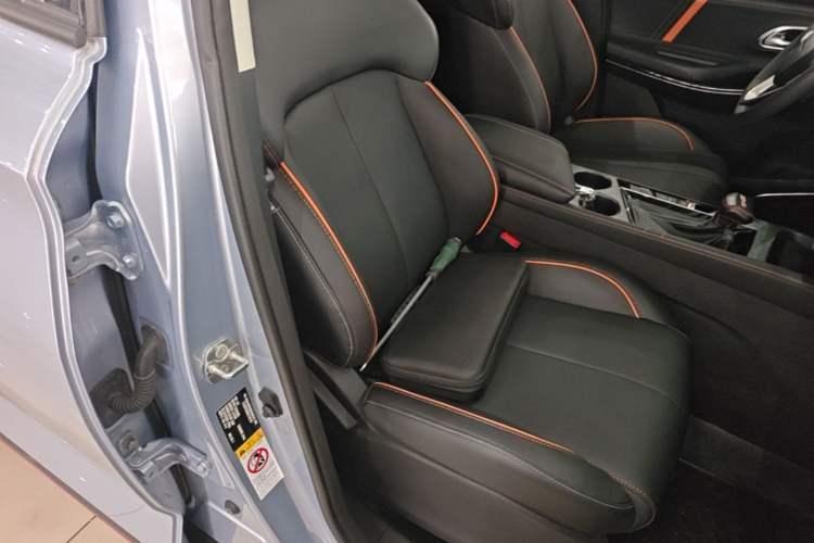 Used CHANGAN OSHAN X7 PLUS 2022 1.5T Blue Whale Edition Automatic Luxury Trim Right Front Seat