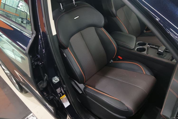 Used CHANGAN OSHAN X7 PLUS 2022 1.5T Blue Whale Edition Automatic ZhiZun Model Right Front Seat